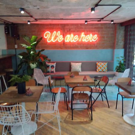 Hostels Colombia Меделин Екстериор снимка