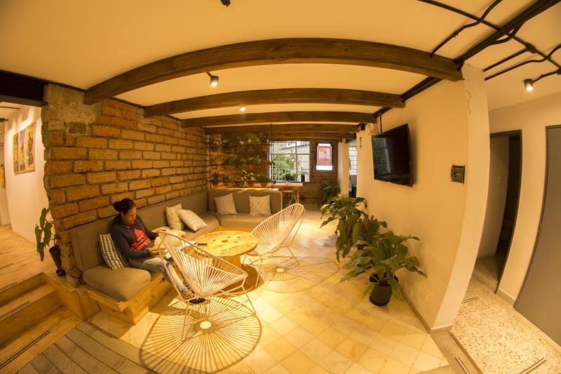 Hostels Colombia Меделин Екстериор снимка